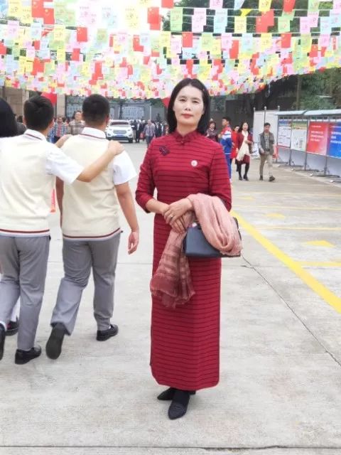 超好听黄雪荣辣椒妹演唱雷州话方言歌进宅大吉作词黄晓晖羊羊音乐唱腔