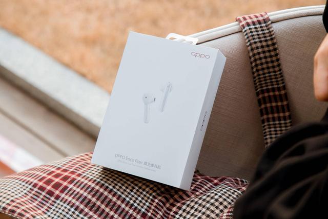 tws耳机市场白热化oppo真无线耳机图赏灵光一闪才貌双全