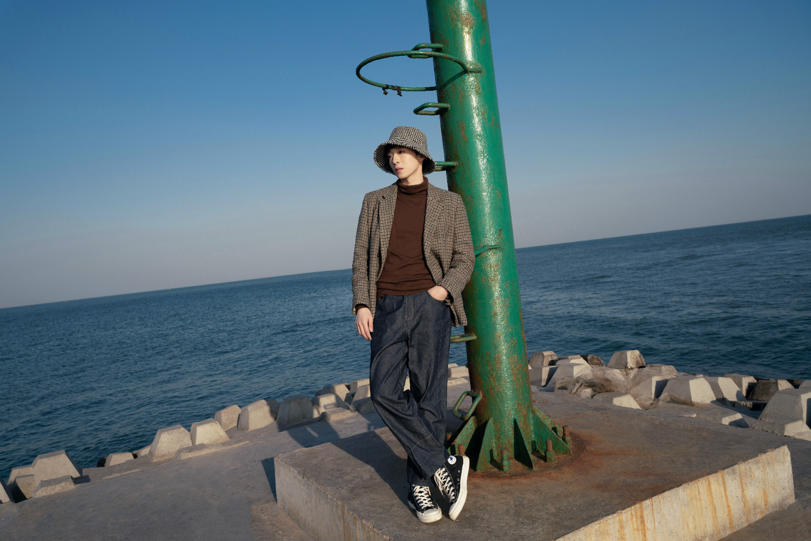 北大才子苑子豪空降南通带上梦花园折叠椅去追星这波操作我服了