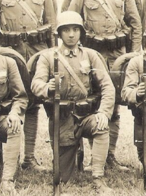 原创抗战德械师单兵装备对比日军更好吗?一种武器遭日军残酷碾压