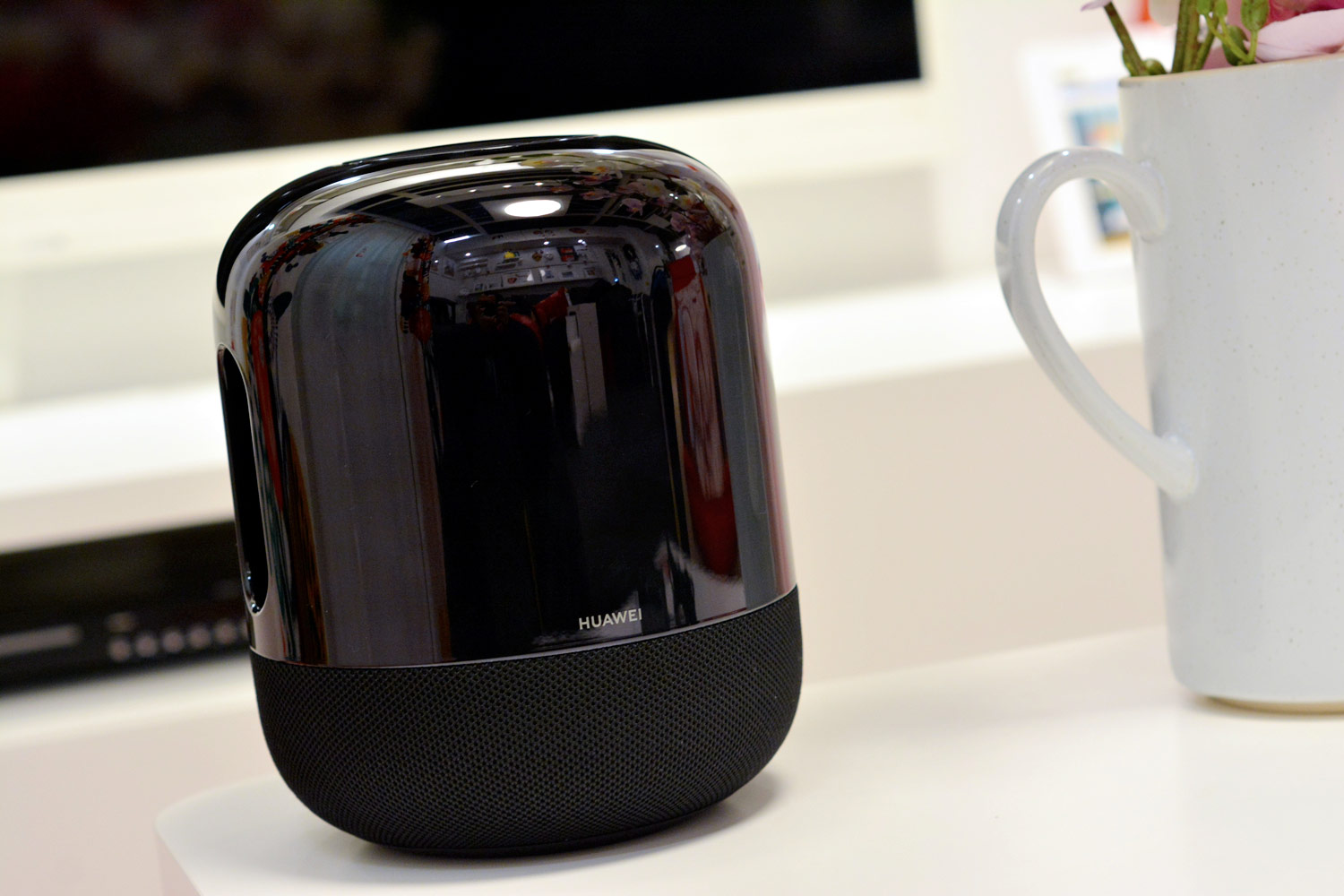 音乐"小巨蛋",ai音箱中的声音大师——华为sound x智能音箱评测