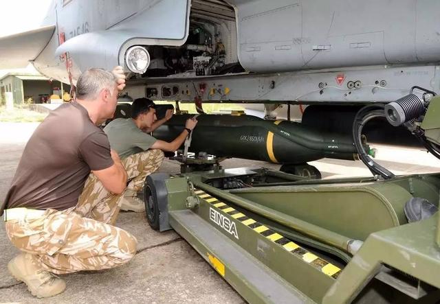 导弹界的土行孙最深钻地200米专门对付地下防御工事