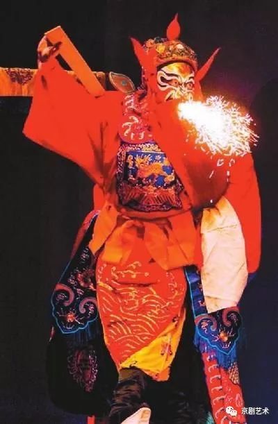 翁偶虹:京剧舞台上的喷火与吃火