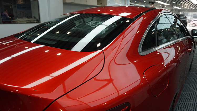 无色彩不人生 奔驰e贴pwf宝石红改色膜