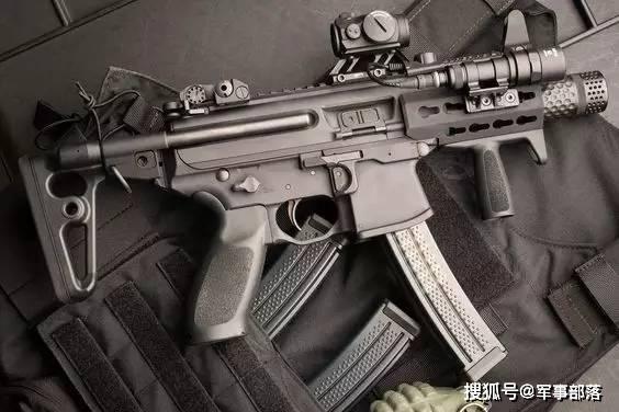 外形帅气的冲锋枪,如果你是雇佣兵,你选哪一把?