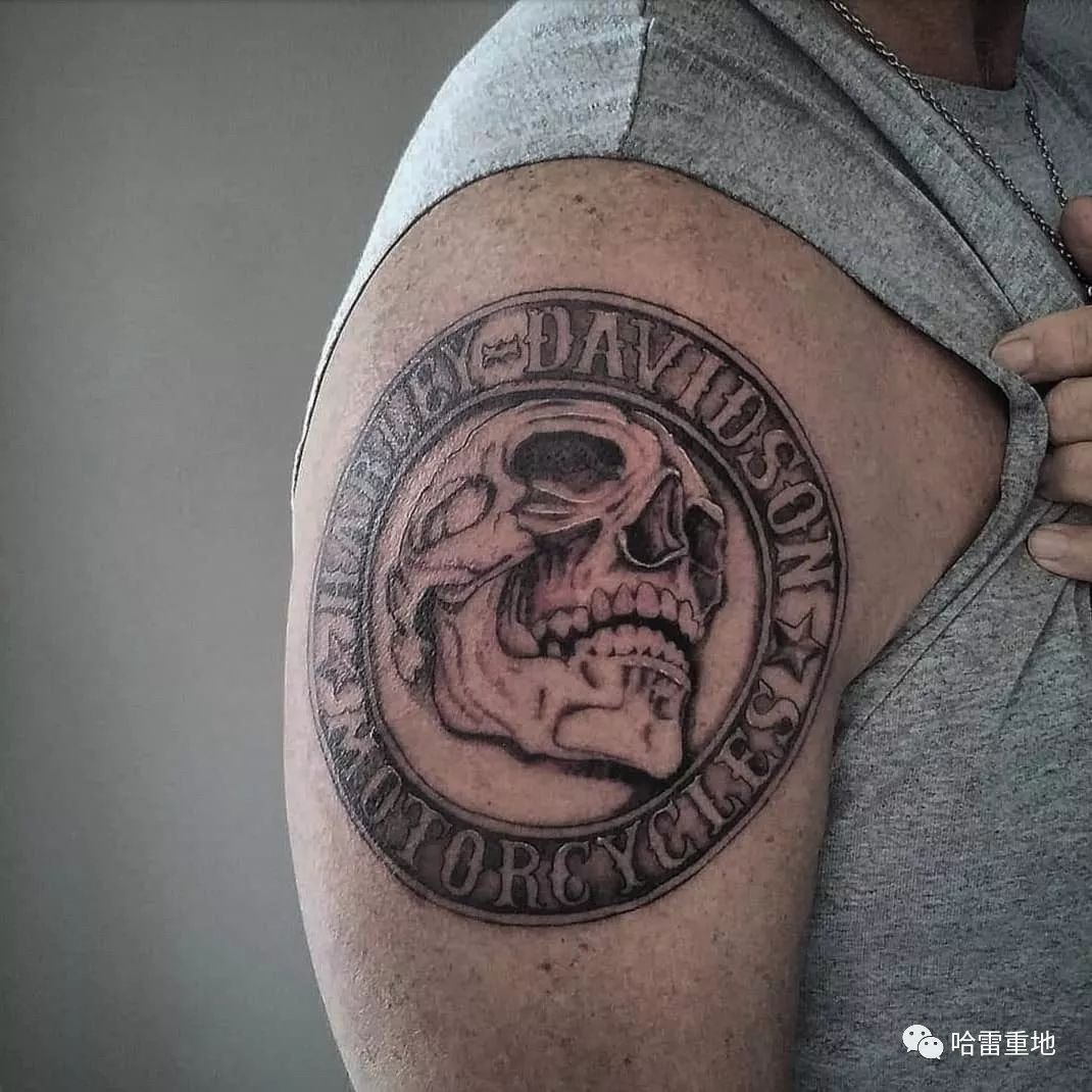 刷一波哈雷主题的纹身