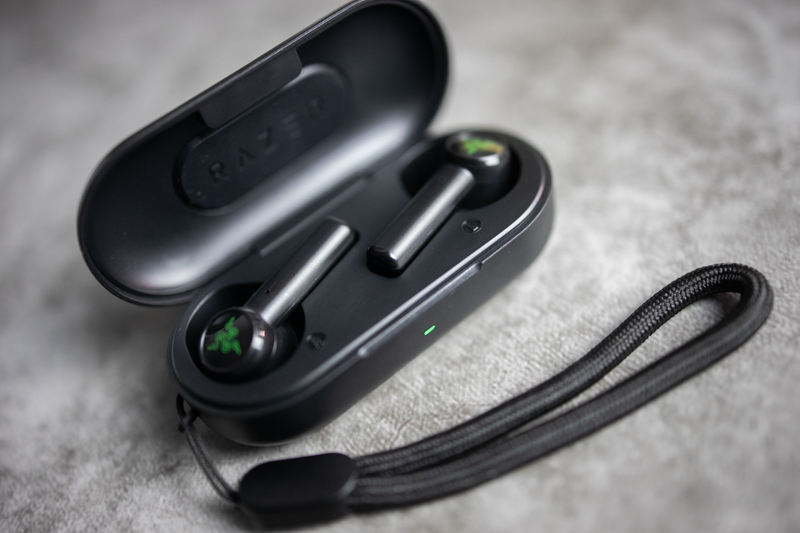 真无线也可听声辨位体验razer雷蛇战锤狂鲨真无线耳机