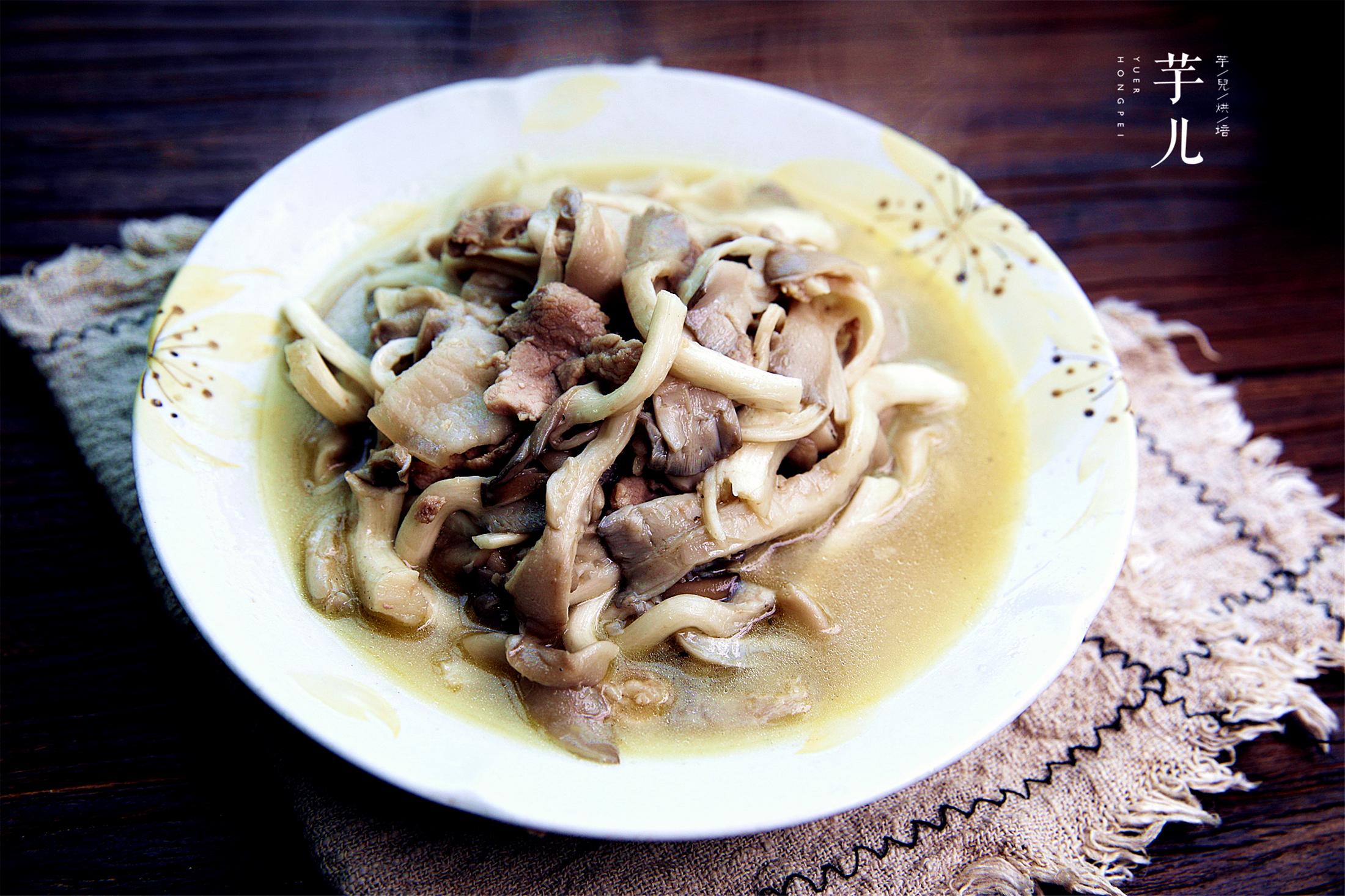 平菇肉片最简单的做法汤汁鲜美肉质细嫩美味下饭家人吃不够