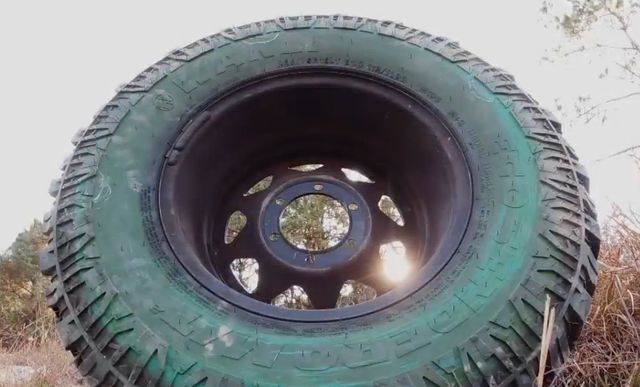 轮胎居然可以防弹