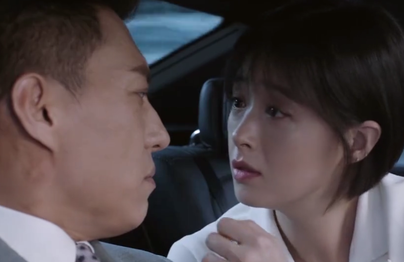 精英律师:靳东竟主动献吻蒋欣!蓝盈莹怒骂渣男!栗娜:我的刀呢