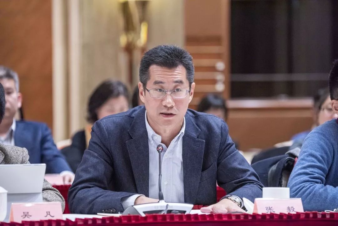 中国工程院院士,中科院上海技术物理研究所科技委主任龚惠兴座谈会上