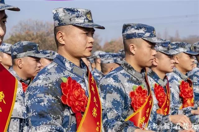 武昌职业学院士官生图片