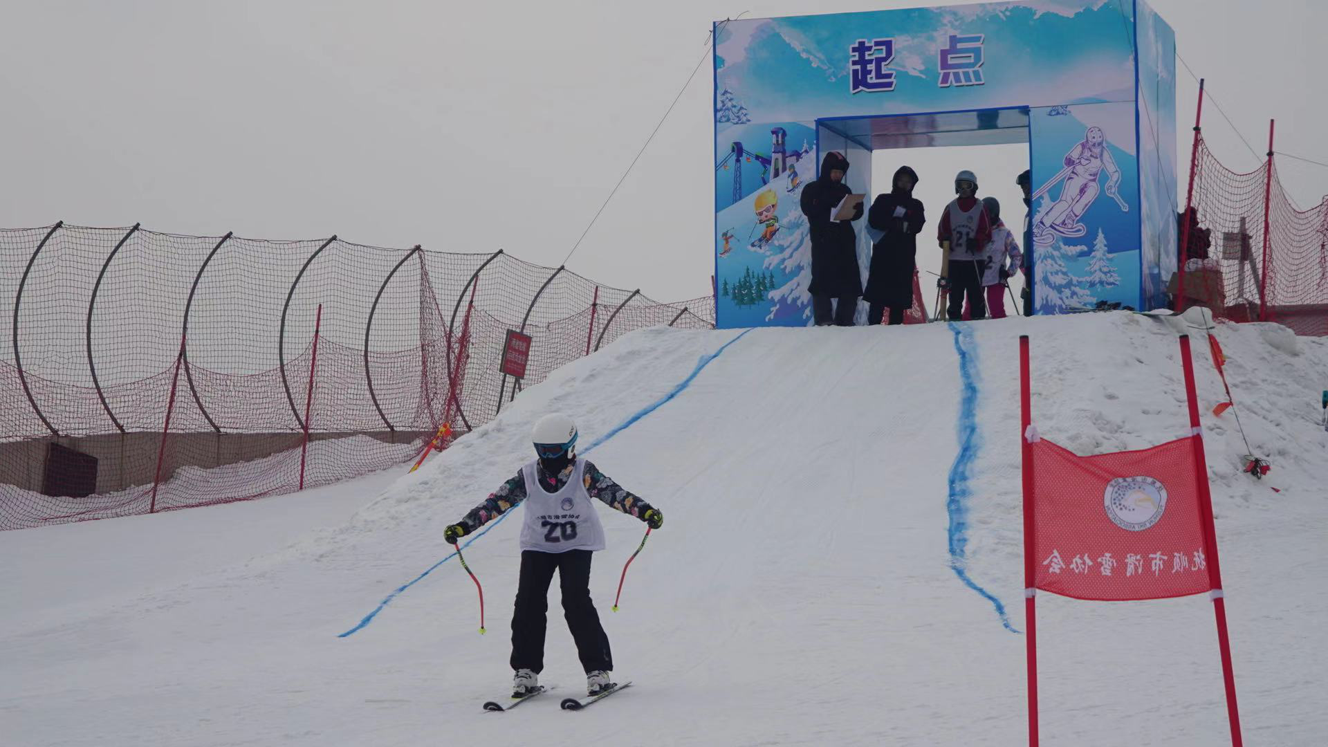 抚顺热高乐园滑雪场图片