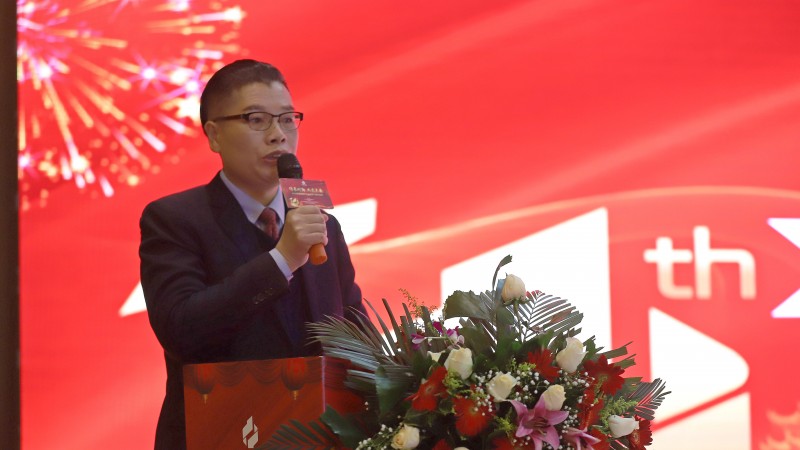 原湖北省省委统战部副部长,省民委主任郭大孝先生,荆州军分区司令员