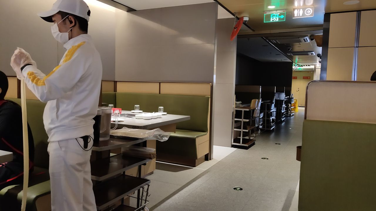 探寻海底捞上帝级好服务的根源