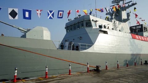 与城为名来一起看看这艘以梧州命名的梧州舰