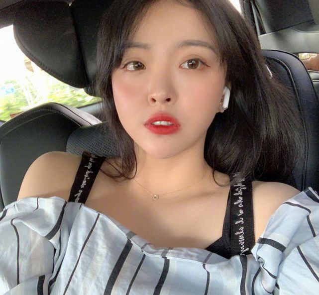 原创华谊千金王文也晒美照,颜值身材丝毫不输女明星,多少男生追不到