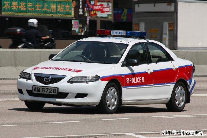 除了马自达6之外,香港警队早期使用过马自达323,马自达323曾在海南
