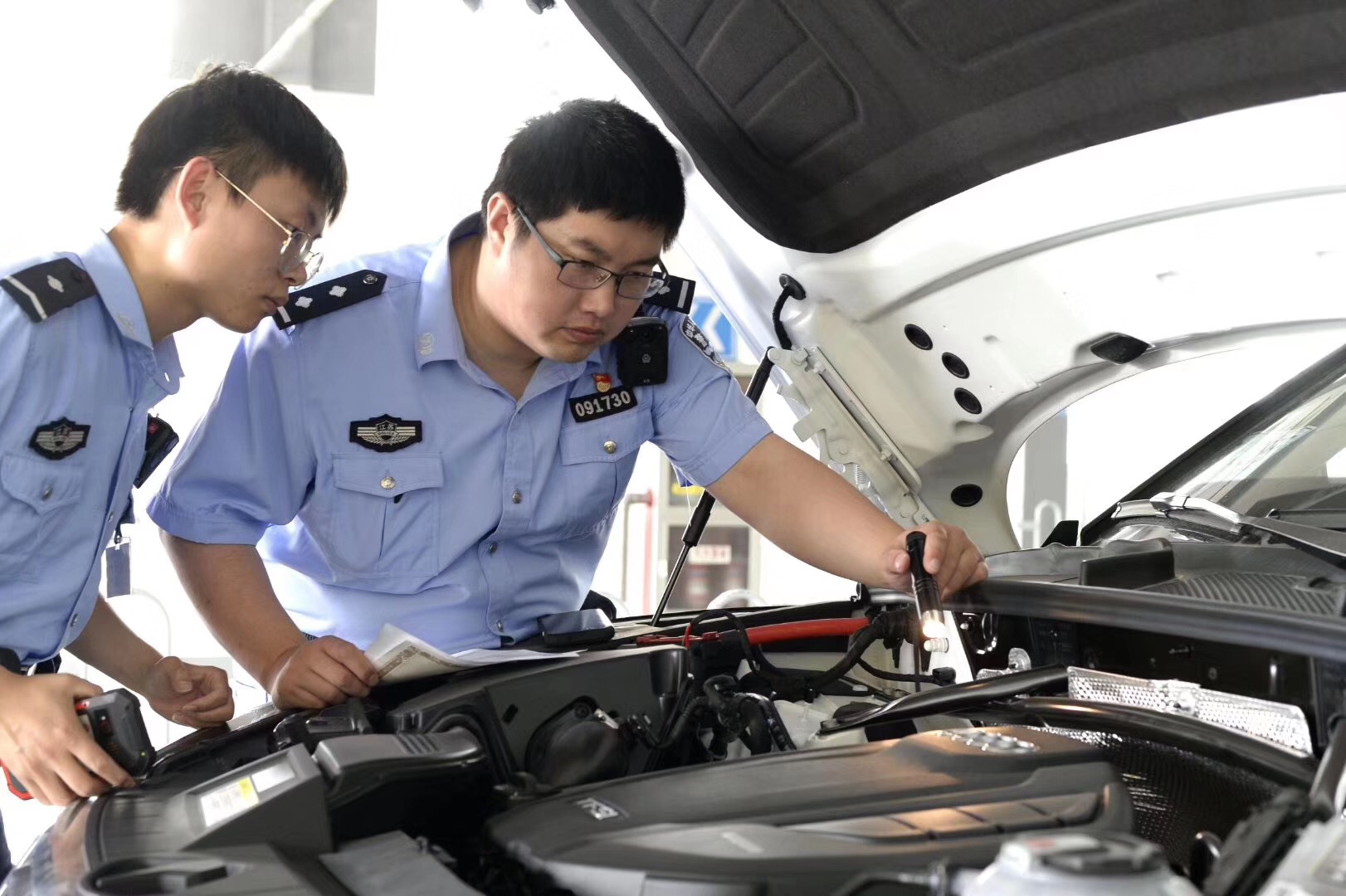 张洋:交通安全第一道防线的守关人