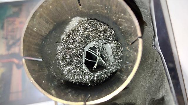 钢丝球堵排气筒,另有妙用,绝对不是害人