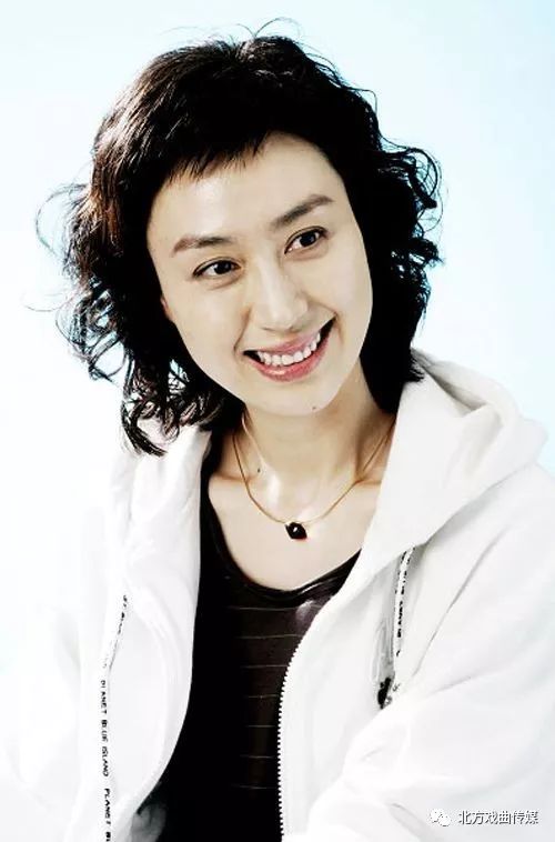 史依弘——史敏,文武全才,才艺出众,人品上佳,扮相俊美,字正腔圆,音色