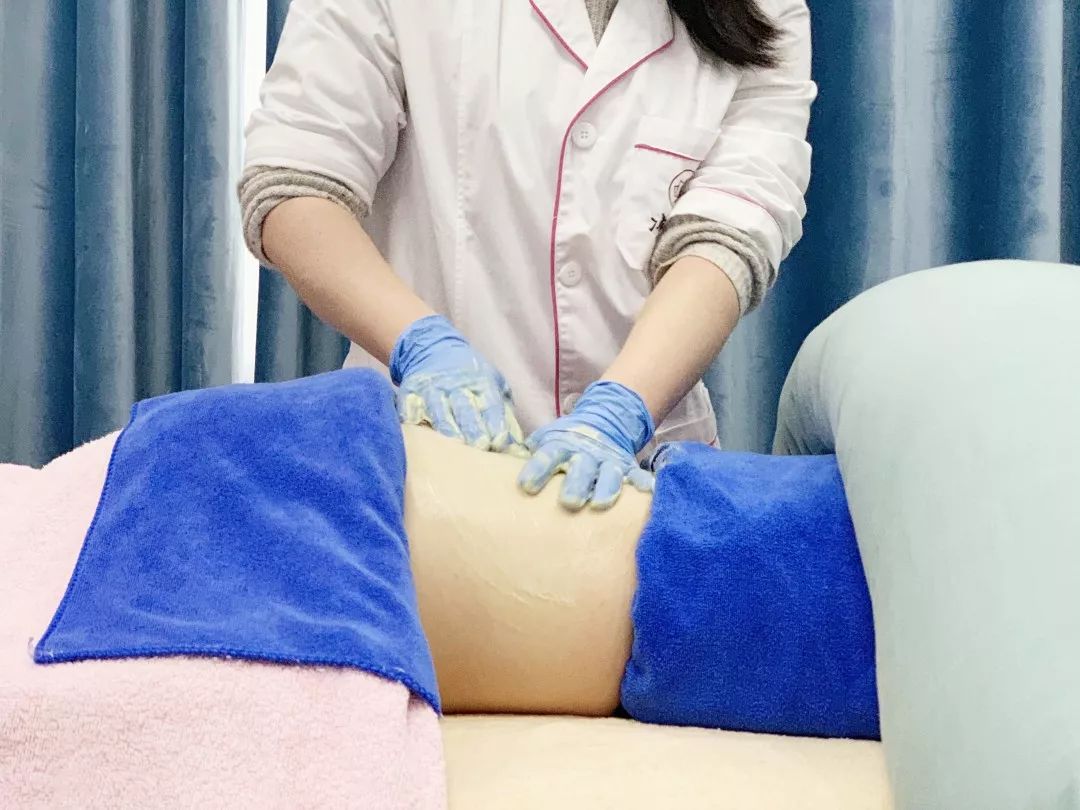 腹部按摩 来自搜狐网