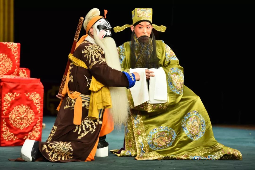 现场直击丨年末巨献连台好戏戏迷意犹未尽大呼精彩