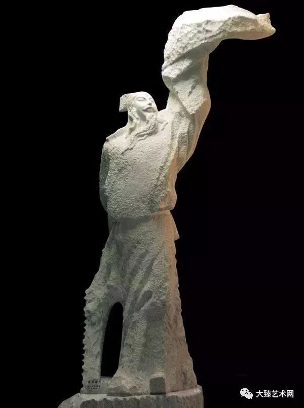 雕塑家叶毓山他一生共建造大型雕塑百余座