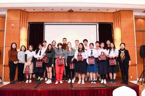 九江实验中学隆重举行2019年九江市中小学外教、留学生迎新会