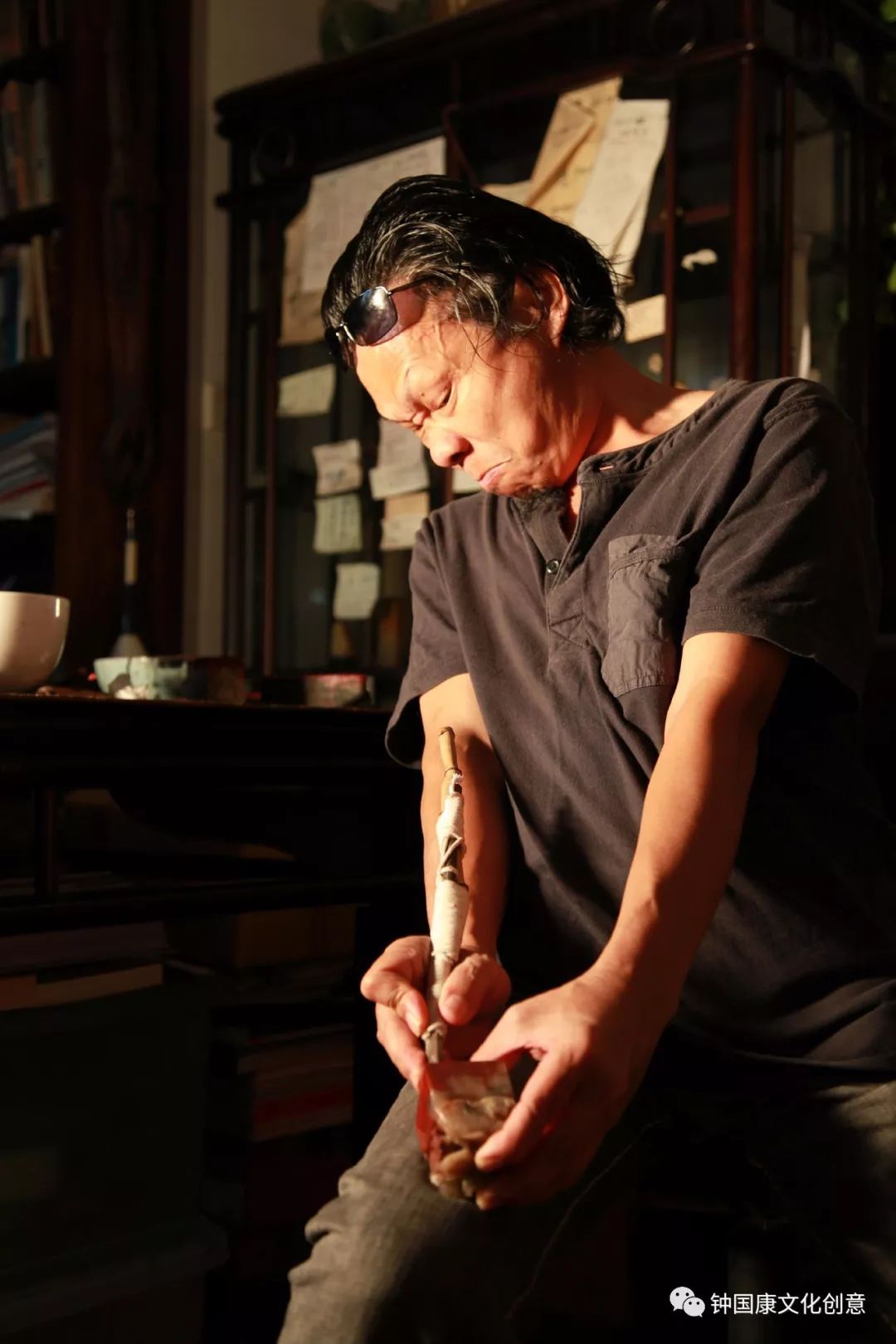 今天一早到晚上,来完一天的任务-----钟国康出版物宣传年延长到春节