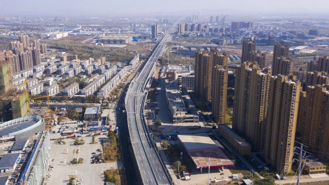 8米,全线共设置上下行匝道桥5对10座(龙岗路东侧,障山路东侧,大众路