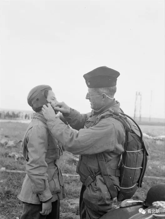 索贝尔斯皮尔斯温特斯就从这里诞生二战美国伞兵训练旧影