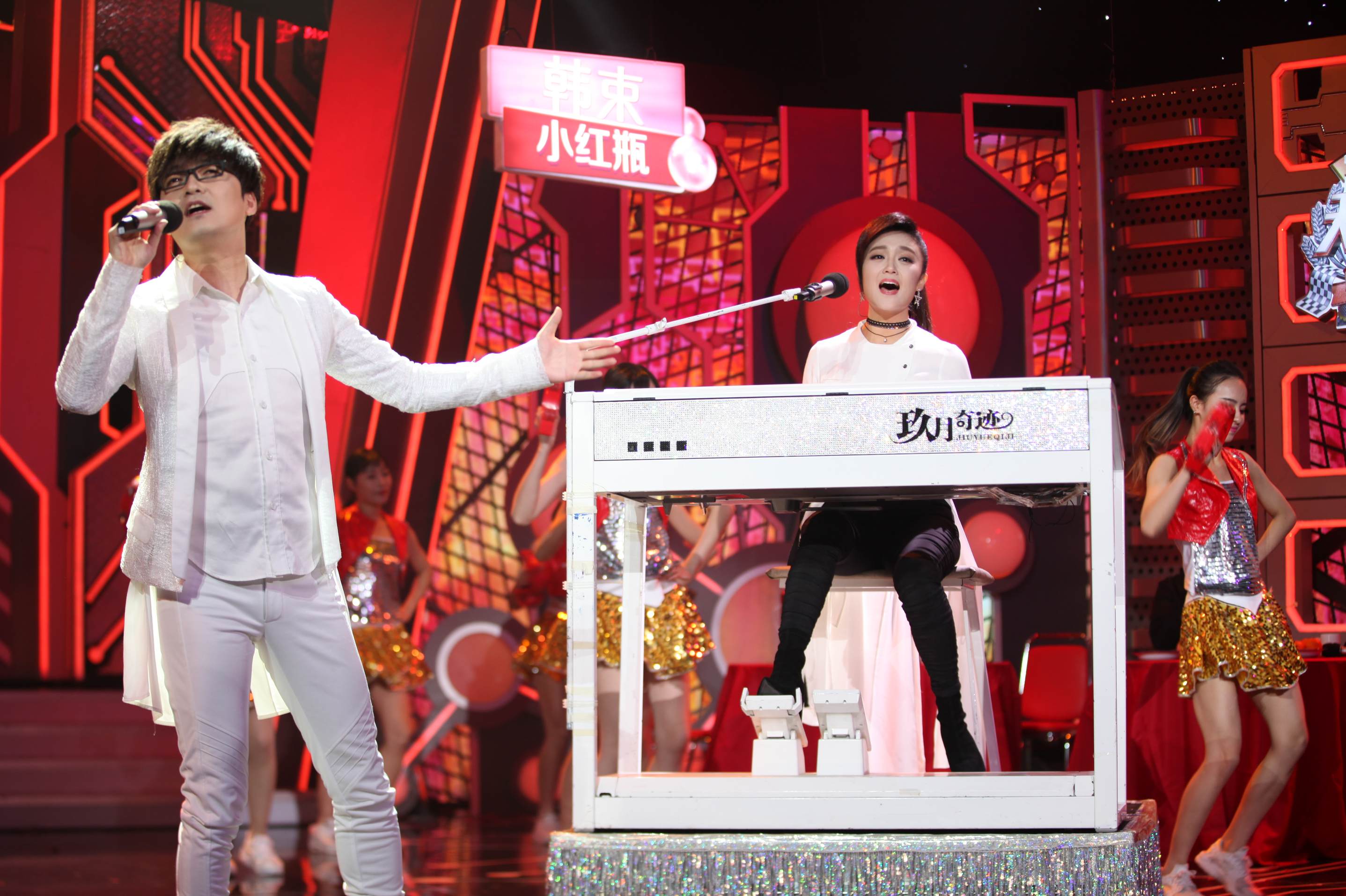 玖月奇迹在屏幕上的精彩演出,掀起了双排键学习的热潮,基于此,两位