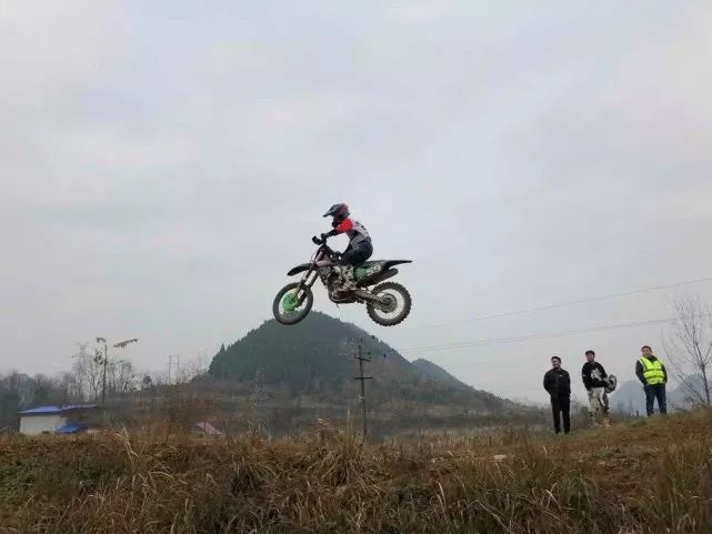 越野摩托排行_山地越野摩托车小游戏游戏资讯