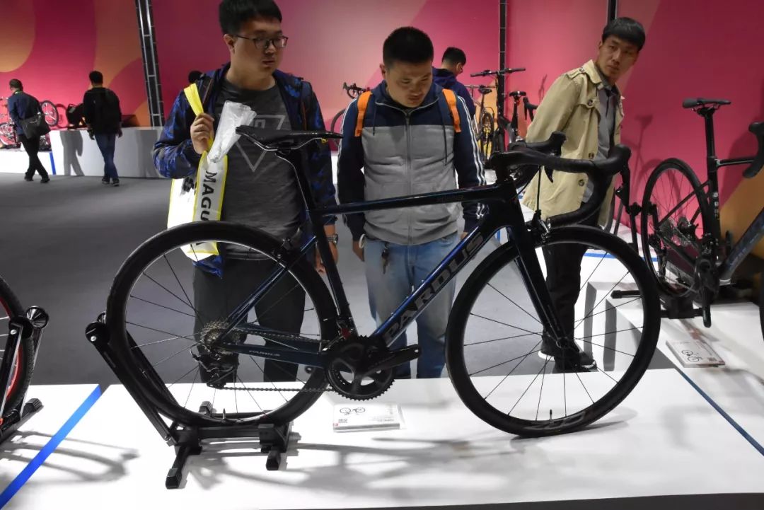 2020新年献词我是pardus瑞豹专业运动自行车我和你在一起