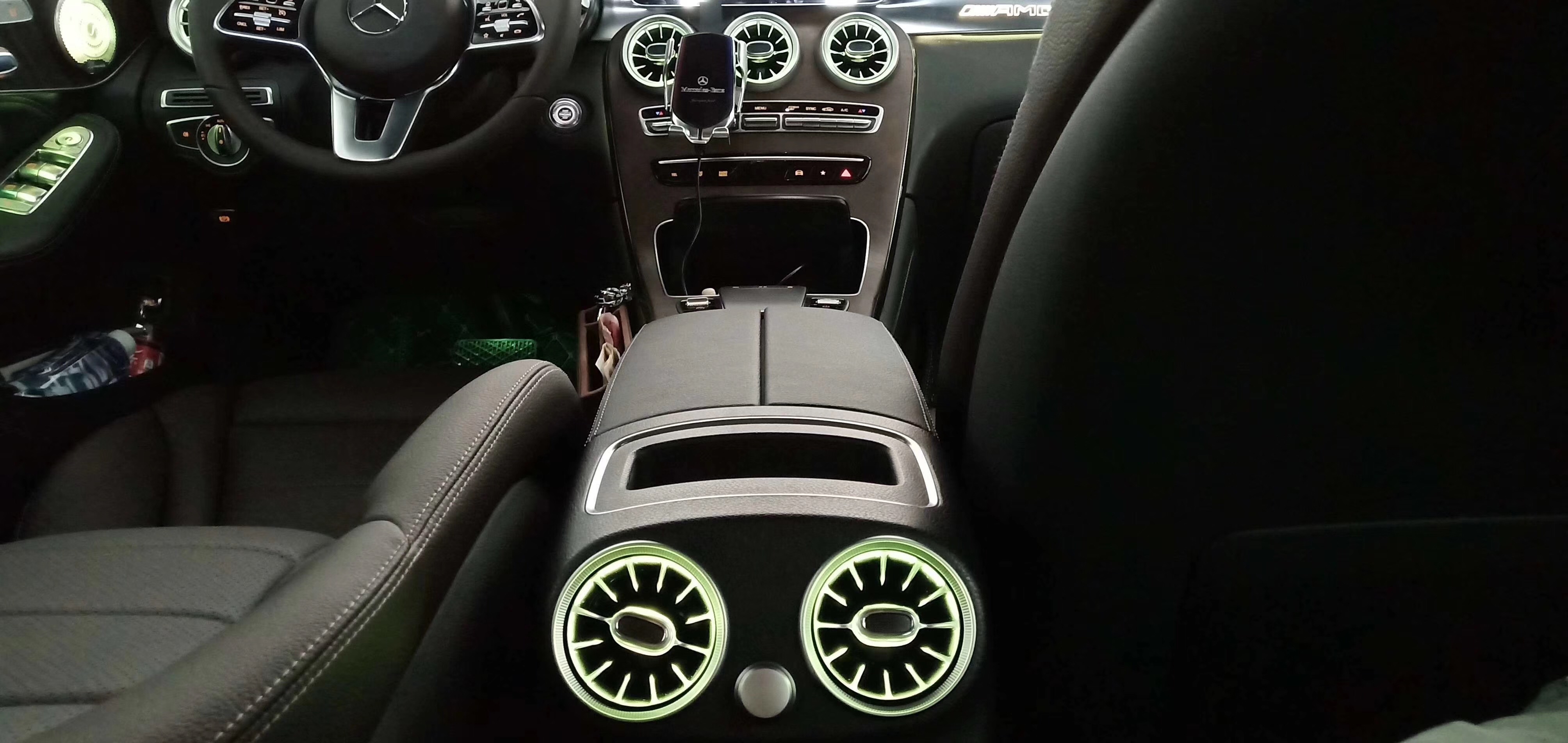 奔驰glc氛围灯 涡轮出风口 中音罩 旋转高音 副驾驶发光盖板