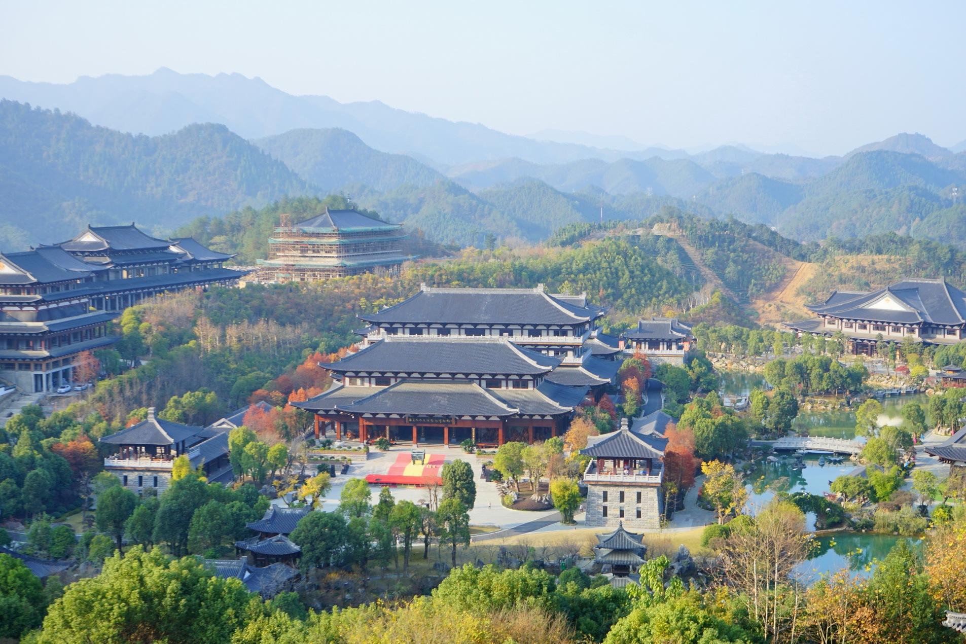 开化根宫佛国景区之高空景致