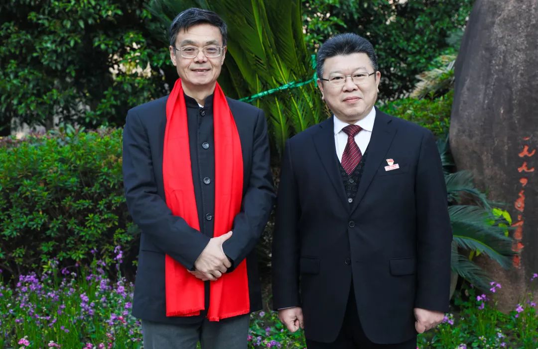 校长李鲁党委书记章清——2020年新年献词继往开来