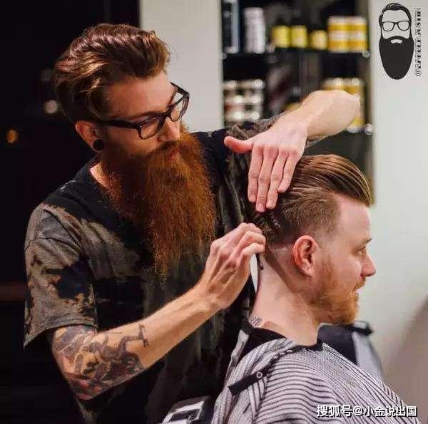 据美国媒体报道,在美国,和其他职业的收入相比,发型师的收入算得上是