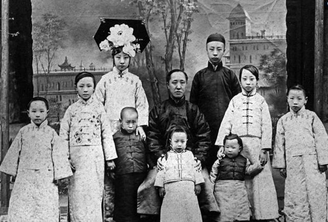 监国不足三年的摄政王载沣,他与清朝的灭亡有着怎样的联系?_袁世凯