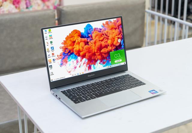 荣耀magicbook14测评高性能与多屏协同加持办公娱乐两不误