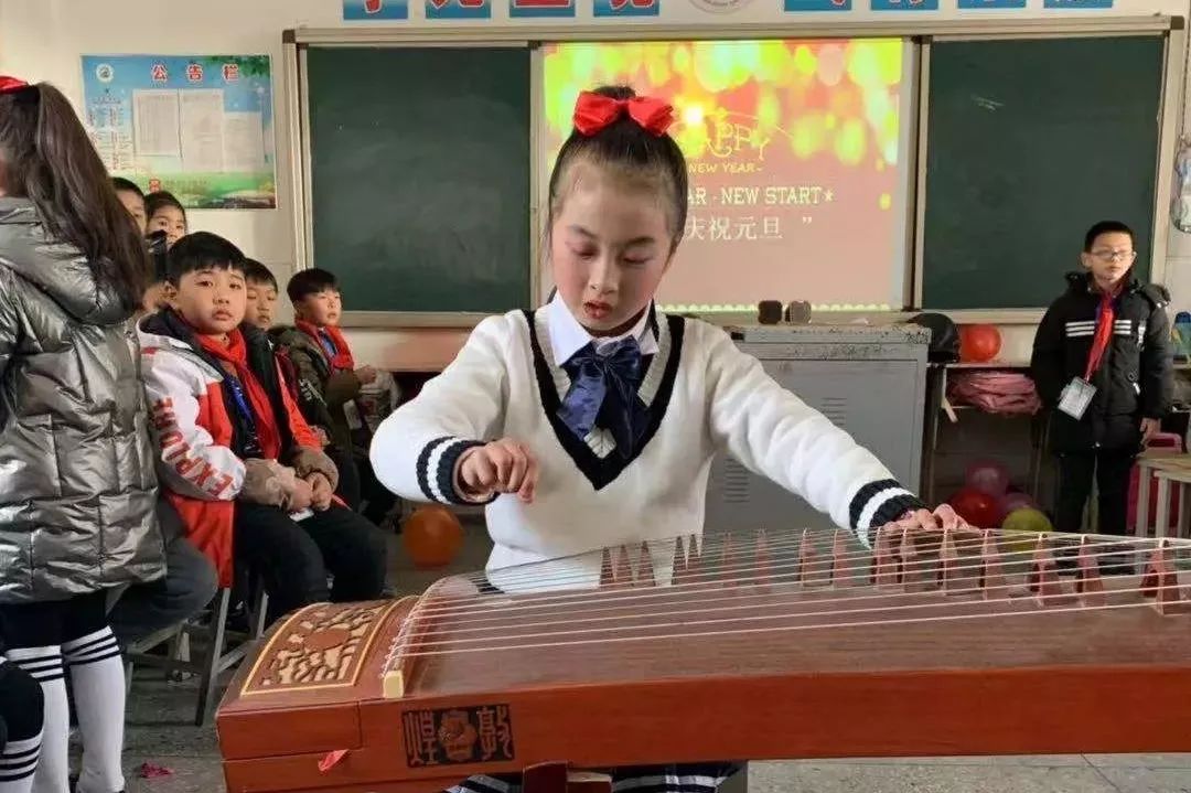 丁沟中心小学成功举办"庆元旦"活动