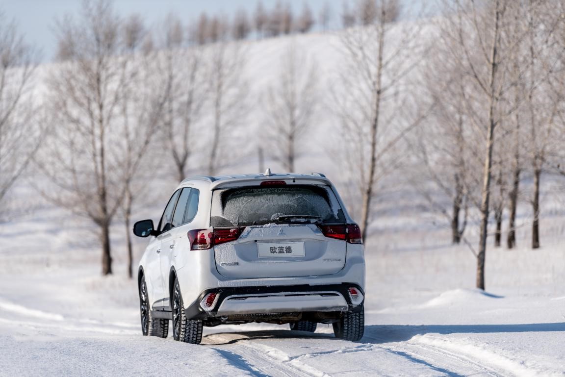 北国驰骋:欧蓝德冰雪试驾美图大赏