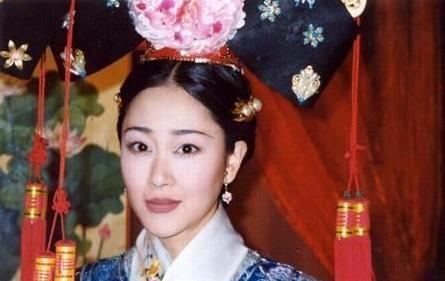 又一位明星抑郁症离世,曾遭蒋勤勤插足离婚,家中烧炭寻自戕_于佳卉