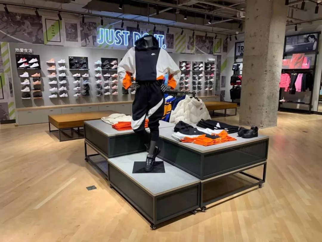 nikebeacon350入驻开发区万和汇