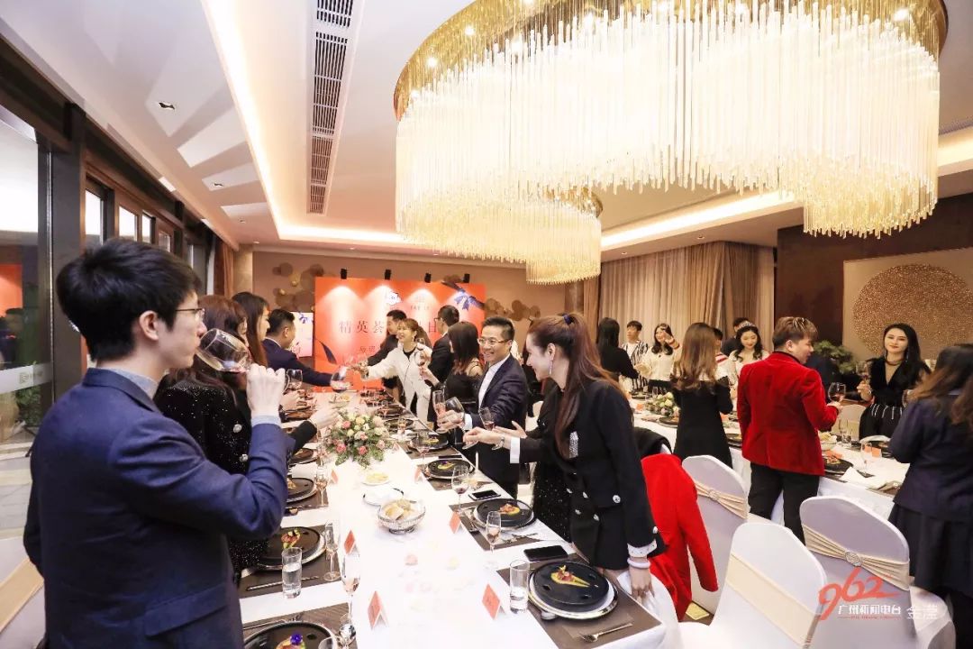 精英荟萃·赫日流辉|精英会员感恩酒会圆满举办