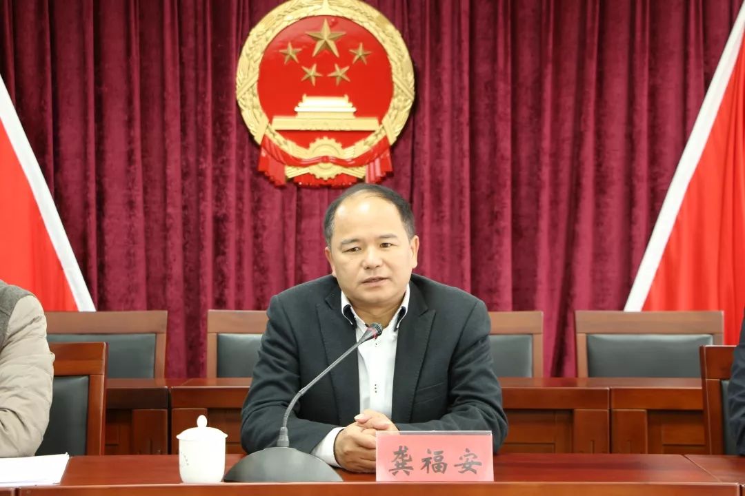 西坪镇开展"安全生产日"活动,副镇长庄翰鑫带领镇安监办,联合西坪