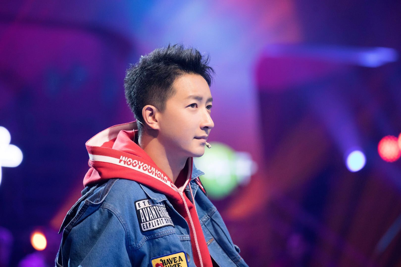 其实,作为乐华娱乐的第三大股东,韩庚本就是不差钱.