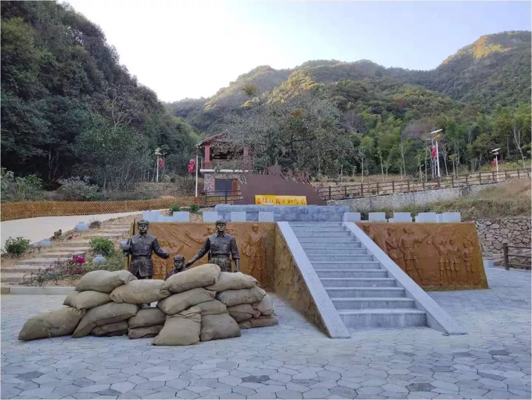 杰出校友罗屏汉张瑾瑜夫妇入选梅州12张红色文化名片