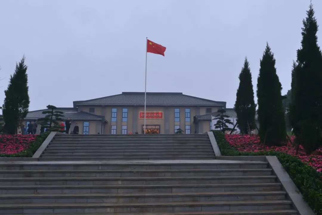集中展示南部县基本情况,红军三进盐乡斗争情况及红军转移后南部革命